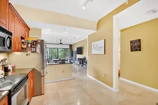 1610 Presidential Way, West Palm Beach, FL 33401 - Photo 7