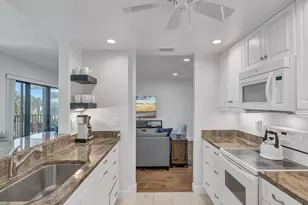 1700 Ocean Dr, Vero Beach, FL 32963 - Photo 9