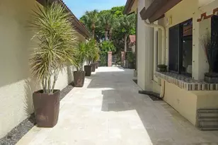 21723 Club Villa Terrace, Boca Raton, FL 33433 - Photo 3