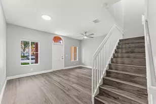 205 S Santa Catalina Cir, North Lauderdale, FL 33068 - Photo 3