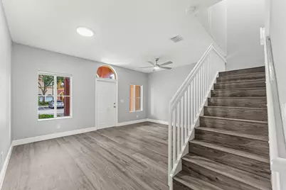 205 S Santa Catalina Circle #205, North Lauderdale, FL 33068 - Photo 3