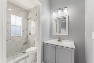 205 S Santa Catalina Cir, North Lauderdale, FL 33068 - Photo 23
