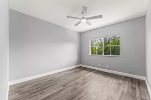 205 S Santa Catalina Cir, North Lauderdale, FL 33068 - Photo 19