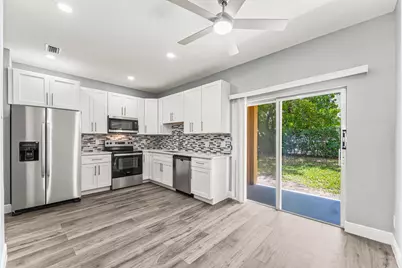 205 S Santa Catalina Circle #205, North Lauderdale, FL 33068 - Photo 7