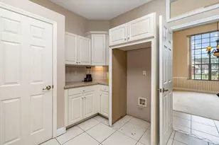 77 Eastwood Dr, Palm Coast, FL 32164 - Photo 9