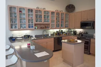 8263 N Lake Forest Drive, Davie, FL 33328 - Photo 7