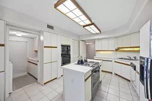 7209 Promenade Dr, Boca Raton, FL 33433 - Photo 11