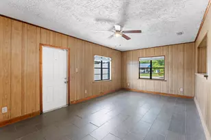 304 8th Ave SW, Vero Beach, FL 32962 - Photo 7