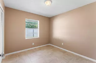304 8th Ave SW, Vero Beach, FL 32962 - Photo 11
