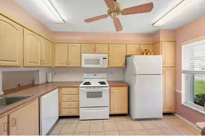 945 Savannas Point Drive #B, Fort Pierce, FL 34982 - Photo 5