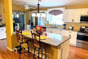 6794 Picante Cir, Fort Pierce, FL 34951 - Photo 5