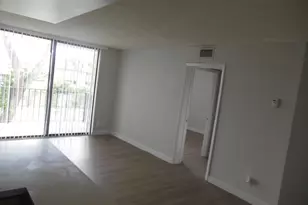 706 Executive Center Dr, West Palm Beach, FL 33401 - Photo 5
