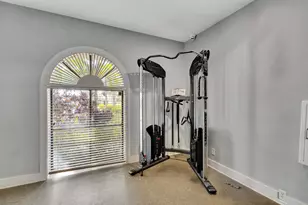 706 Executive Center Dr, West Palm Beach, FL 33401 - Photo 25