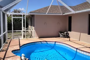 312 SW Buzby Ct, Port Saint Lucie, FL 34953 - Photo 7