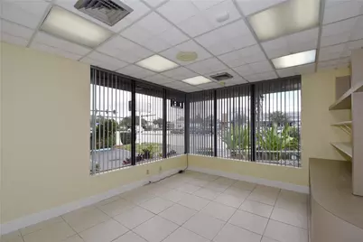 1820 E Commercial Boulevard, Fort Lauderdale, FL 33308 - Photo 11