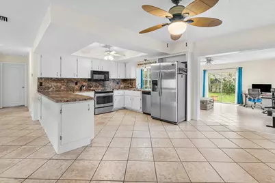 2599 SE Grand Drive, Port Saint Lucie, FL 34952 - Photo 37