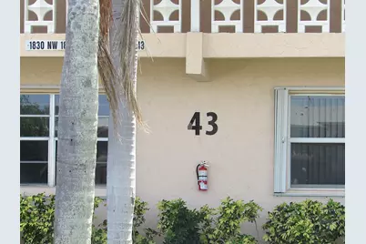 1830 NW 18th Street #201, Delray Beach, FL 33445 - Photo 5