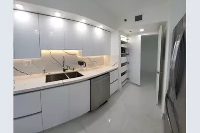 16425 Collins Avenue #2514, Sunny Isles Beach, FL 33160 - Photo 17