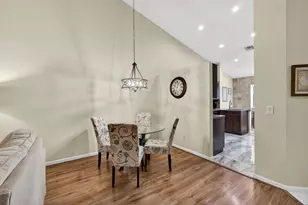 1103 Duncan Cir, Palm Beach Gardens, FL 33418 - Photo 5