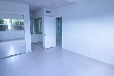 465 Paradise Isle Boulevard #110, Hallandale Beach, FL 33009 - Photo 13