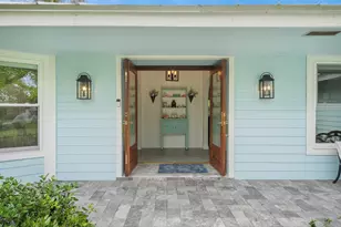 19785 Castlewood Dr, Jupiter, FL 33458 - Photo 17