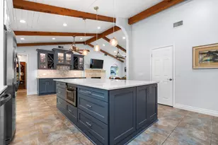 19785 Castlewood Dr, Jupiter, FL 33458 - Photo 13