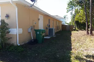 1672 SW Pleasant Ln, Port Saint Lucie, FL 34984 - Photo 7