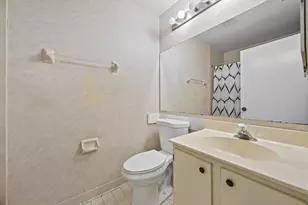 2640 Gately Dr W, West Palm Beach, FL 33415 - Photo 15