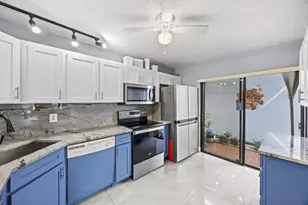 2640 Gately Dr W, West Palm Beach, FL 33415 - Photo 9