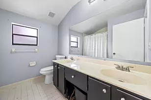 2640 Gately Dr W, West Palm Beach, FL 33415 - Photo 31
