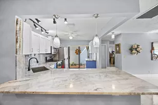 2640 Gately Dr W, West Palm Beach, FL 33415 - Photo 11