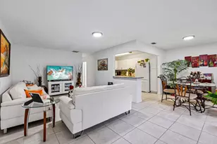 1044 NW 83rd Ave, Plantation, FL 33322 - Photo 7