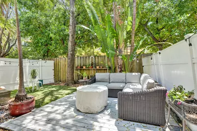 1127 N Victoria Park Road, Fort Lauderdale, FL 33304 - Photo 43