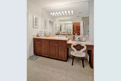 1127 N Victoria Park Road, Fort Lauderdale, FL 33304 - Photo 29
