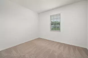 8835 W 98th Ave, Vero Beach, FL 32967 - Photo 9