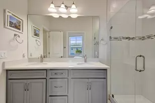 1300 Eucalyptus Dr, Hollywood, FL 33021 - Photo 9