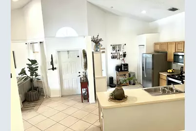 10614 Lake Shore Drive, Wellington, FL 33414 - Photo 7