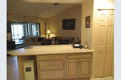 4 E Lexington Ln Lane E #F, Palm Beach Gardens, FL 33418 - Photo 3
