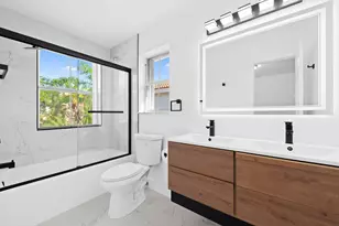 1551 Seagrape Way, Hollywood, FL 33019 - Photo 21
