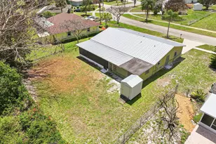 445 NE Armory Cir, Port Saint Lucie, FL 34983 - Photo 29