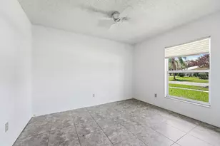 445 NE Armory Cir, Port Saint Lucie, FL 34983 - Photo 17