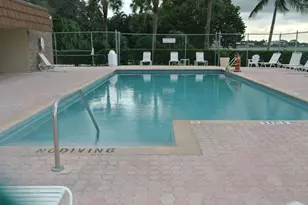 825 Center St, Jupiter, FL 33458 - Photo 25