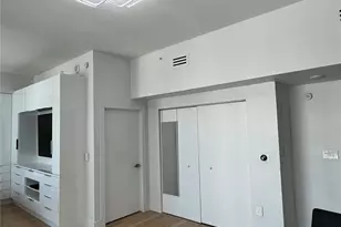 133 NE 2nd Ave, Miami, FL 33132 - Photo 19