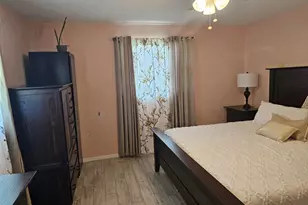 421 SE Skipper Ln, Port Saint Lucie, FL 34983 - Photo 5