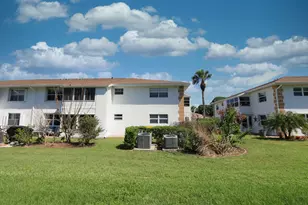 1217 S Lakes End Dr, Fort Pierce, FL 34982 - Photo 27