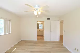 1217 S Lakes End Dr, Fort Pierce, FL 34982 - Photo 33