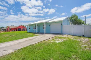 980 SW Connecticut Terrace, Port Saint Lucie, FL 34953 - Photo 25