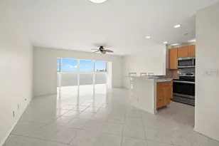 400 Wilma Cir, Riviera Beach, FL 33404 - Photo 5