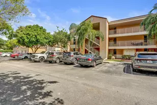 8266 NW 24th St, Coral Springs, FL 33065 - Photo 17