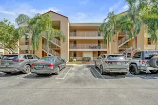 8266 NW 24th St, Coral Springs, FL 33065 - Photo 17